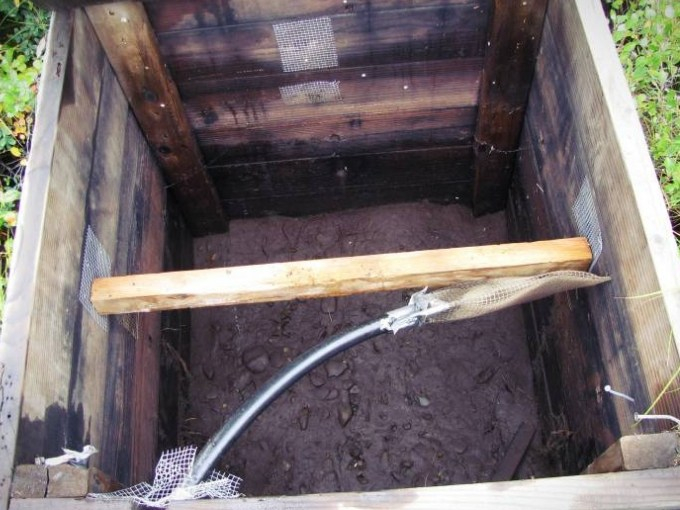 Photo of a dry spring box in Alaska